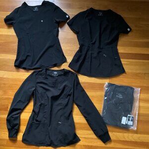 7 piece Cherokee Infinity Scrub set